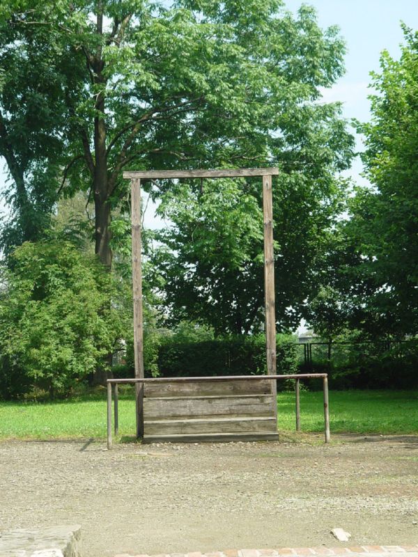 Gallows where Hoess was executed